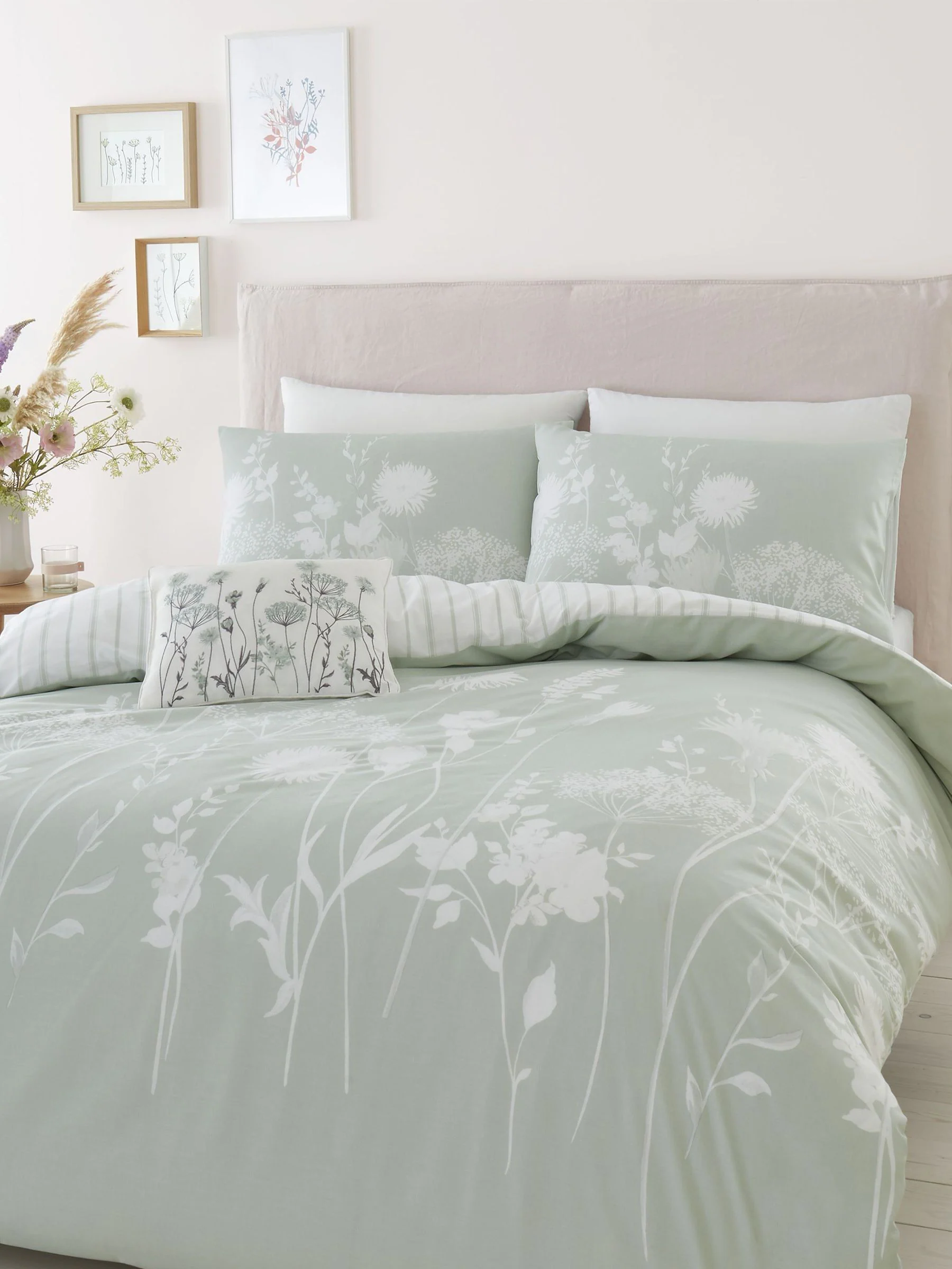 Catherine Lansfield - Meadowsweet omkeerbare dekbedovertrekset met bloemenprint