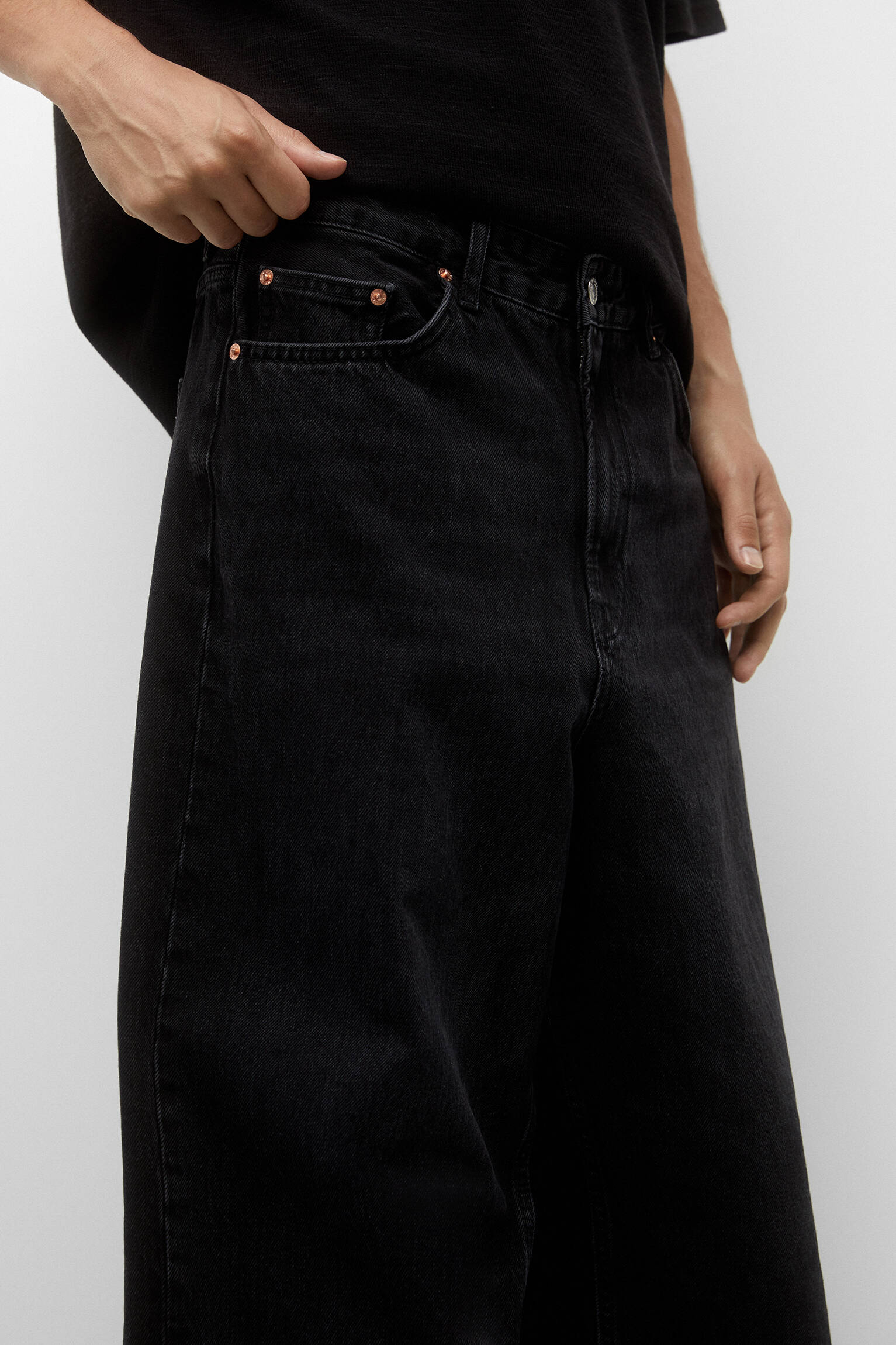 CALÇA JEANS SUPER LARGA - NEG-DELAV