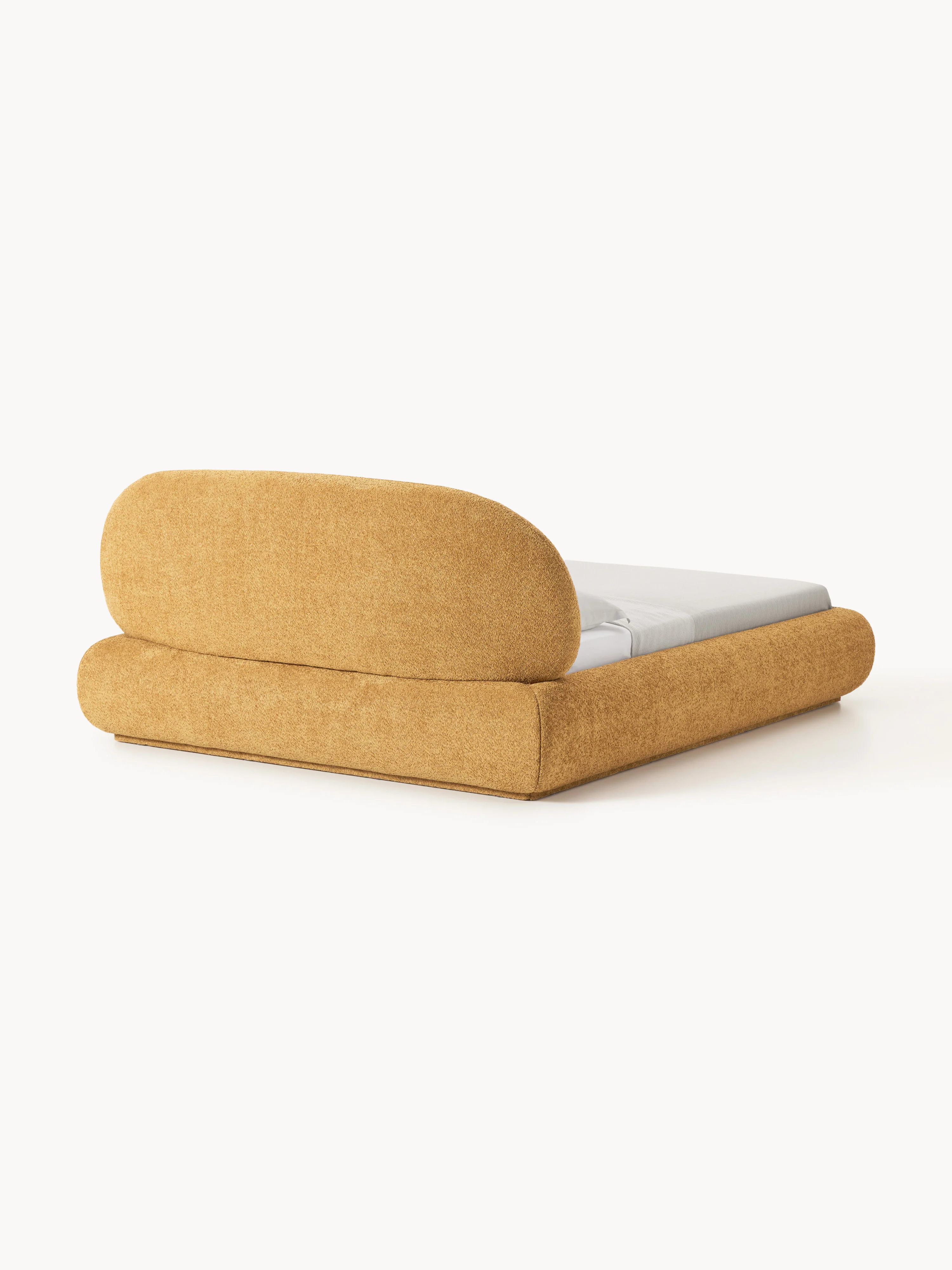 Gestoffeerd bed Alba van teddy bouclé
