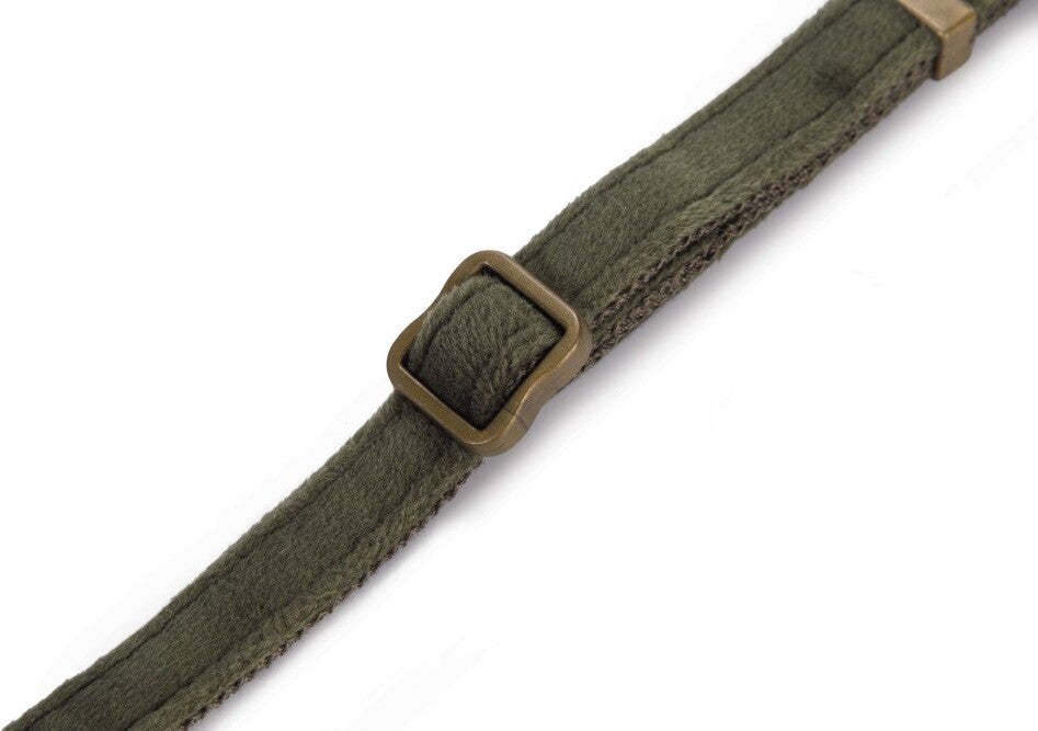 Designed by Lotte kattenhalsband Velura groen 20-30 cm