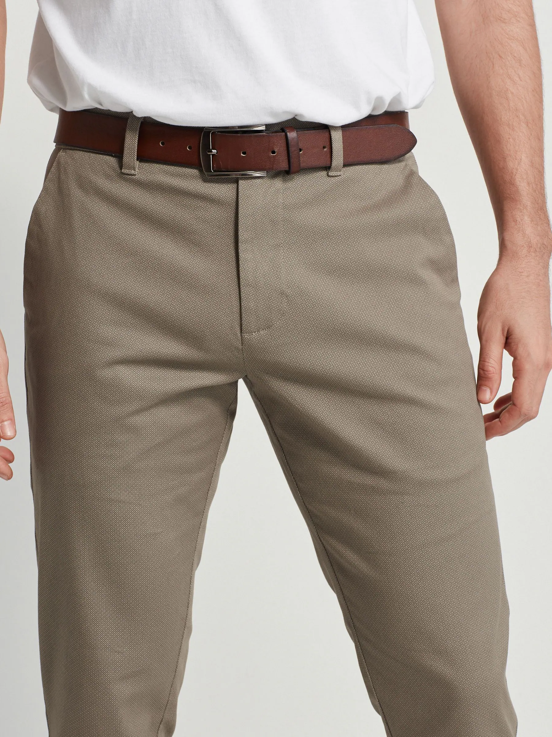 Pastelgeel - Straight fit - Zachte chino met print en riem