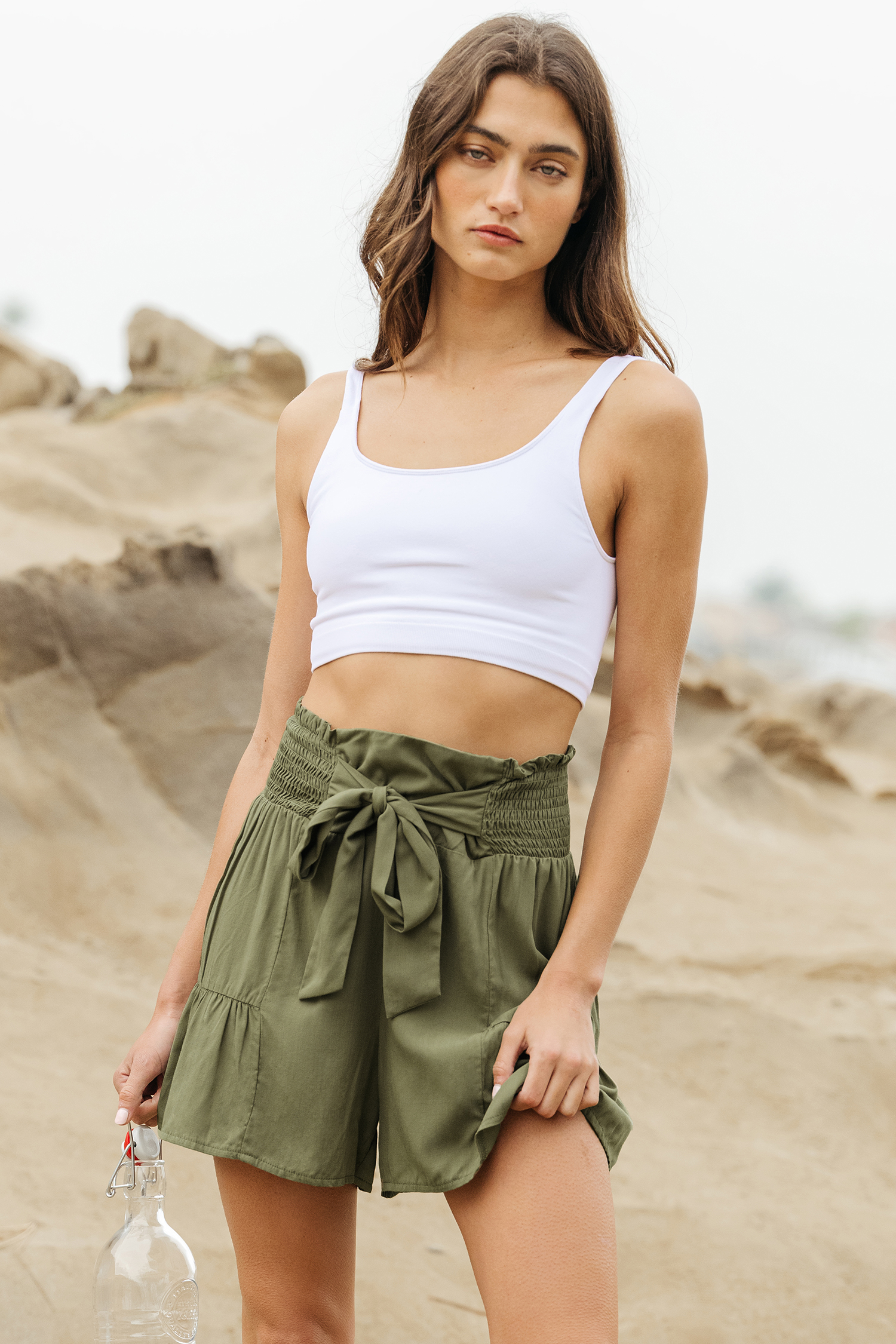 Short avec taille à nouer vert olive