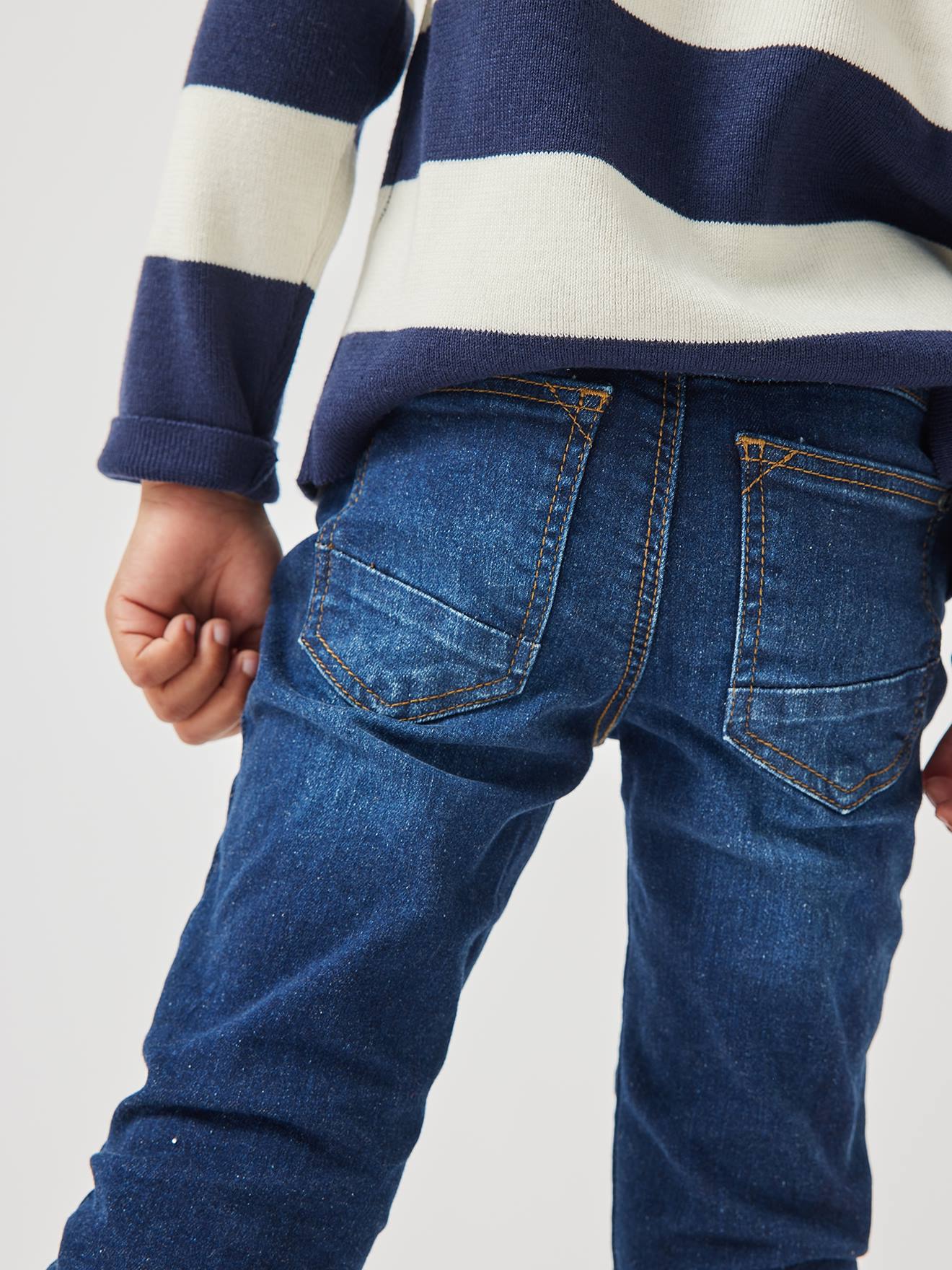 Calça jeans slim 