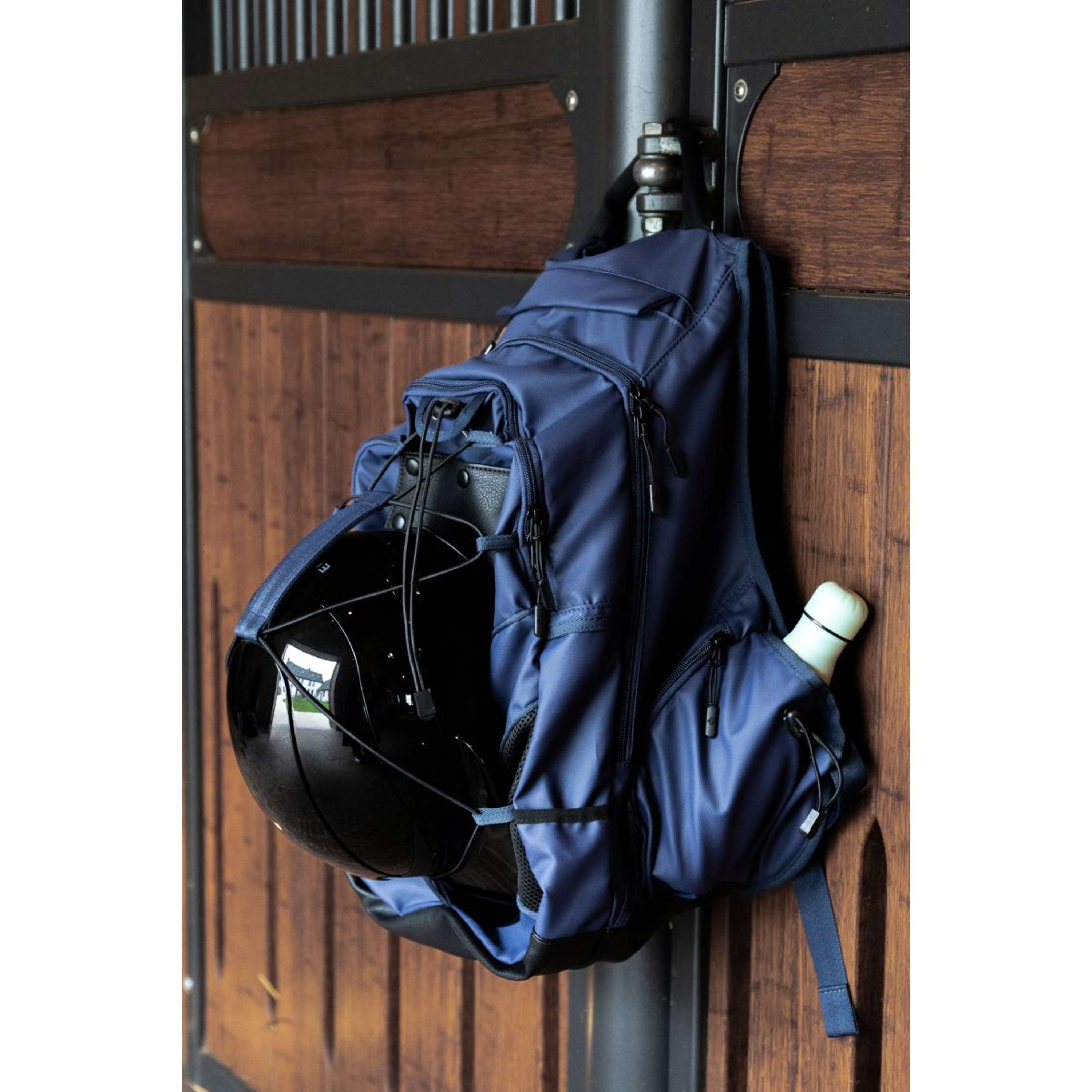 Grooming Deluxe by Kentucky Grooming Backpack Navy