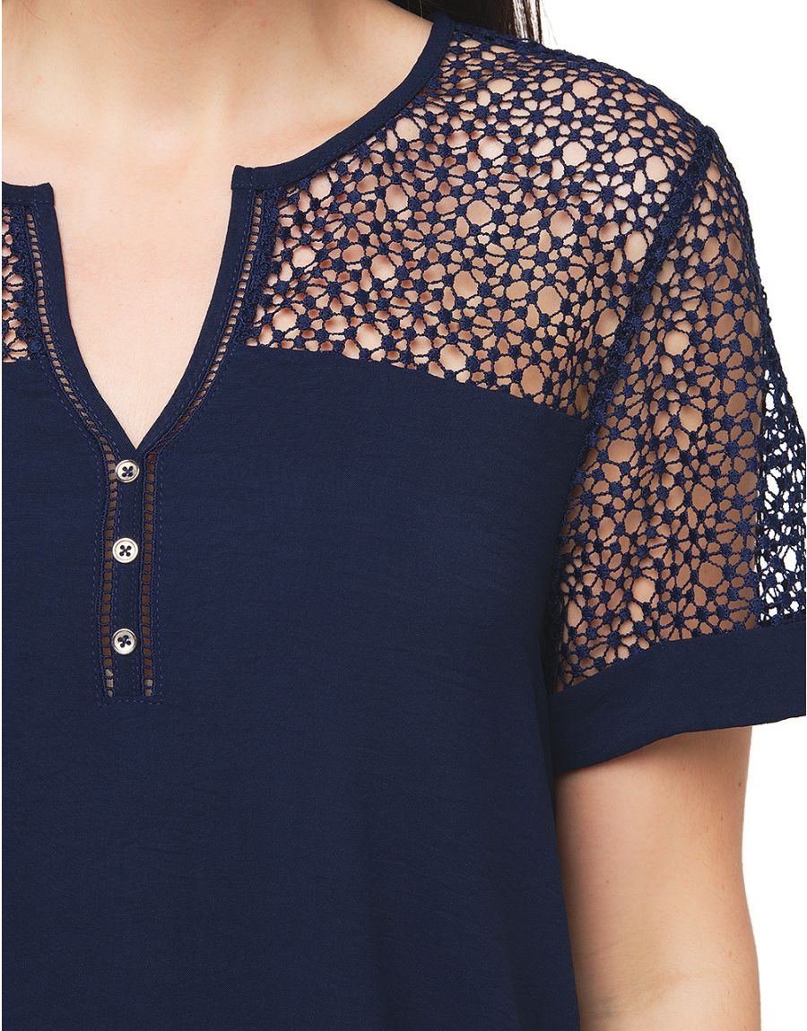 Blouse marine dentelle