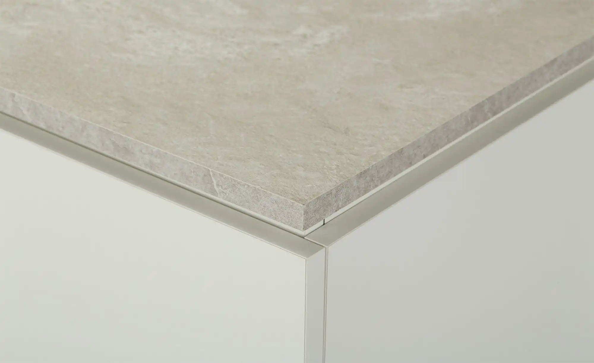 TV-Lowboard mit Soft-Close Dimarro