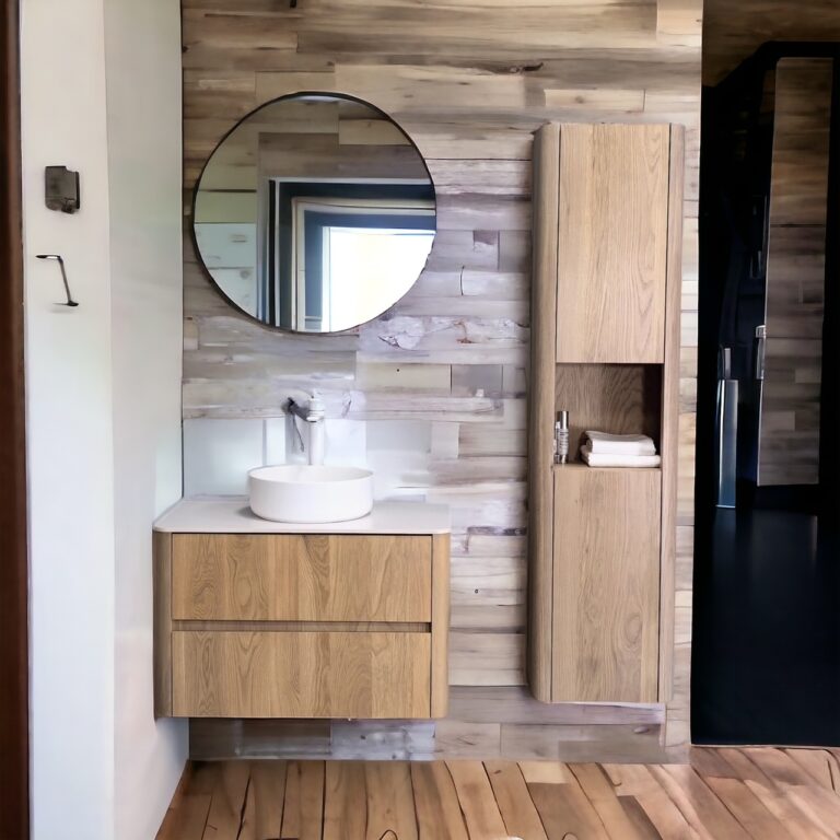 SCHADEMODEL: B-Stone Branson kolomkast 160x40x30cm