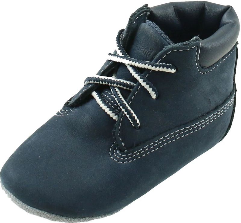 Timberland crib bootie with hat in de kleur marine.