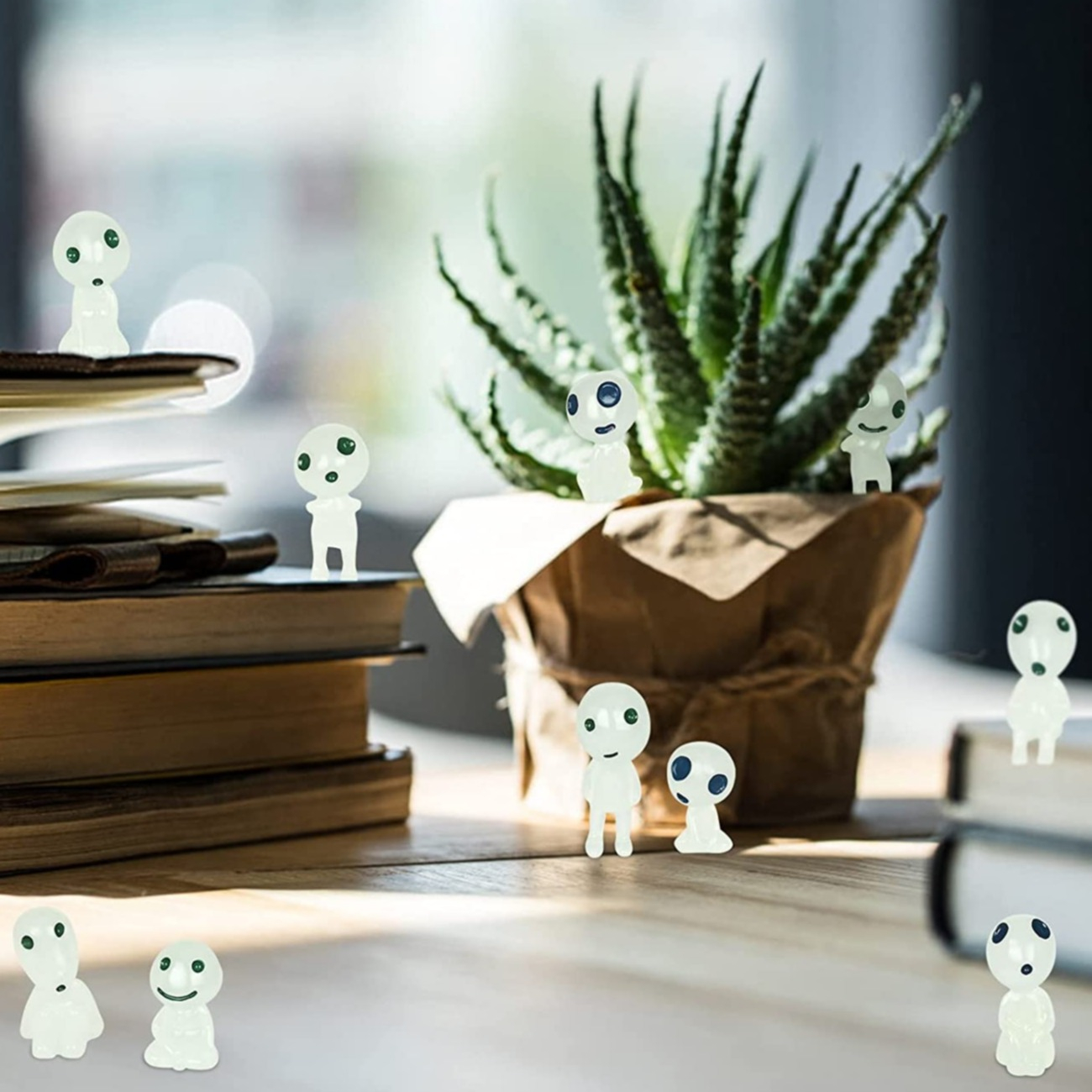 (10er Set) Fluoreszierende Alien Figuren Leuchtende Mini Waldgeister Garten Deko - Grün