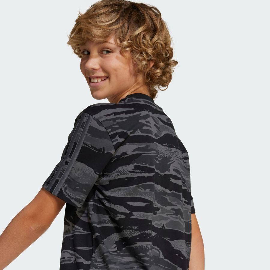 Adidas T-shirt Camo Seasonal Essentials Enfants