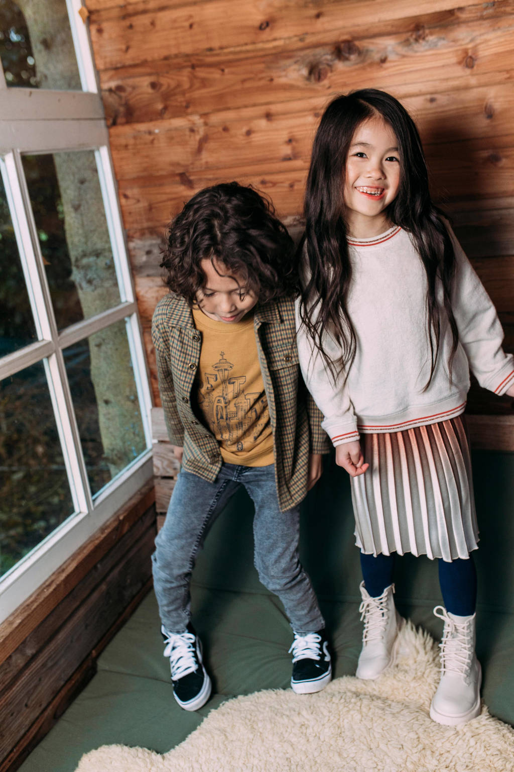 Noppies sweater Woodbine met printopdruk lichtbruin