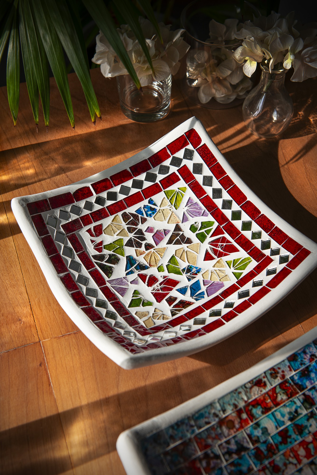 3er-Set Mosaikteller 'Tropical Flower', weiß, multicolor von fischer's lagerhaus