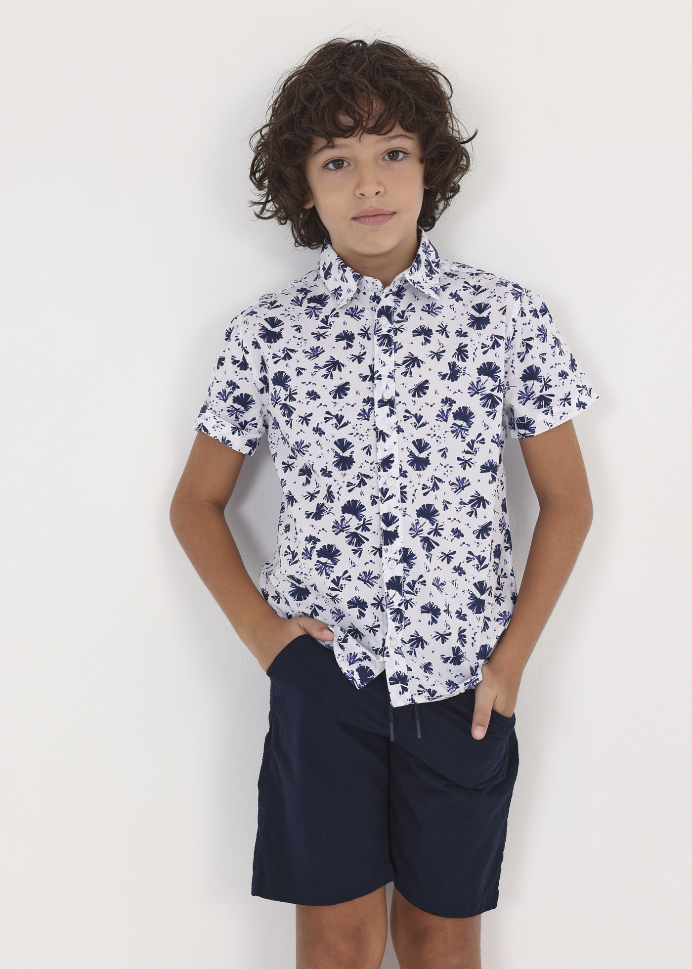 Camisa de algodão estampada de manga curta para meninos