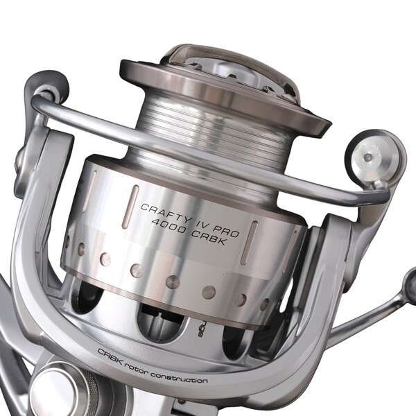 Moulinet Spinning Cinnetic Crafty IV Light Game CRBK