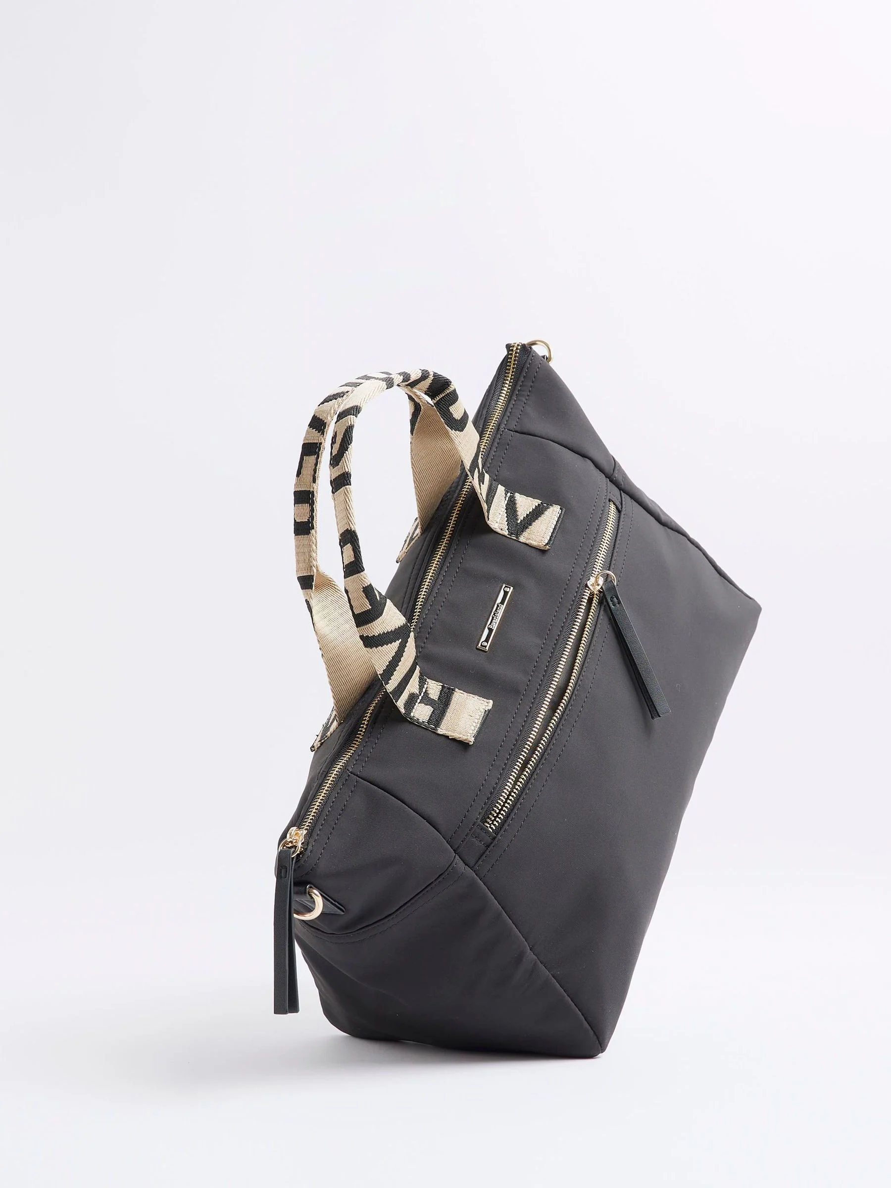 River Island Cabin Logo Holdall