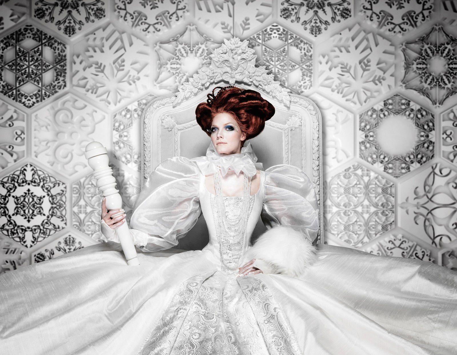 White Queen by Marcel Wanders - Limited Edition. Edition of: 100. Signed.
