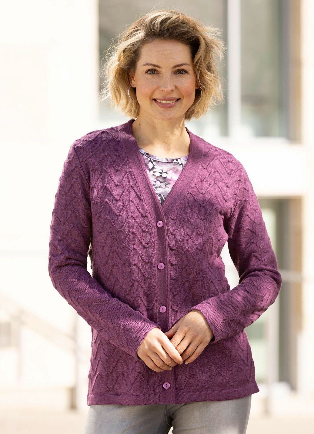 Strickjacke mit dekorativer Struktur