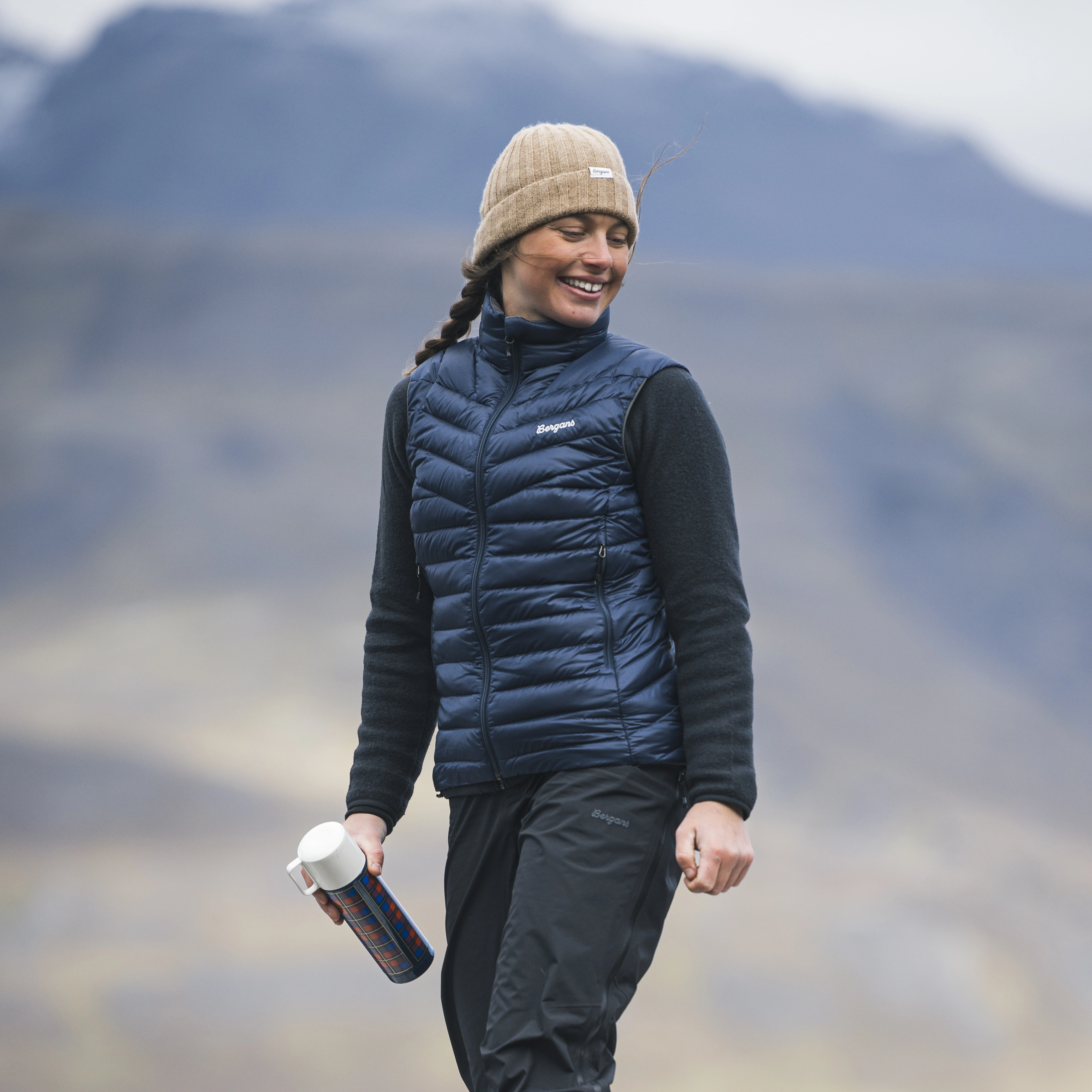 Rabot Light Down Vest Women Navy Blue