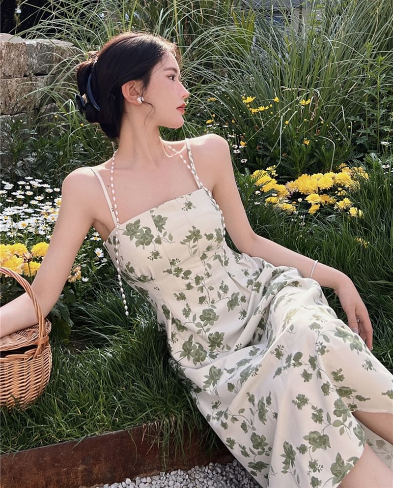Nebbia - Midi-jurk met spaghettibandjes en imitatieparelprint en bloemenprint