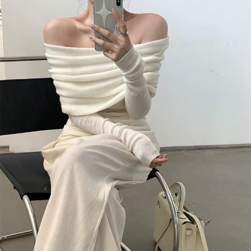Maido - Lange mouwen off-shoulder effen gebreide top