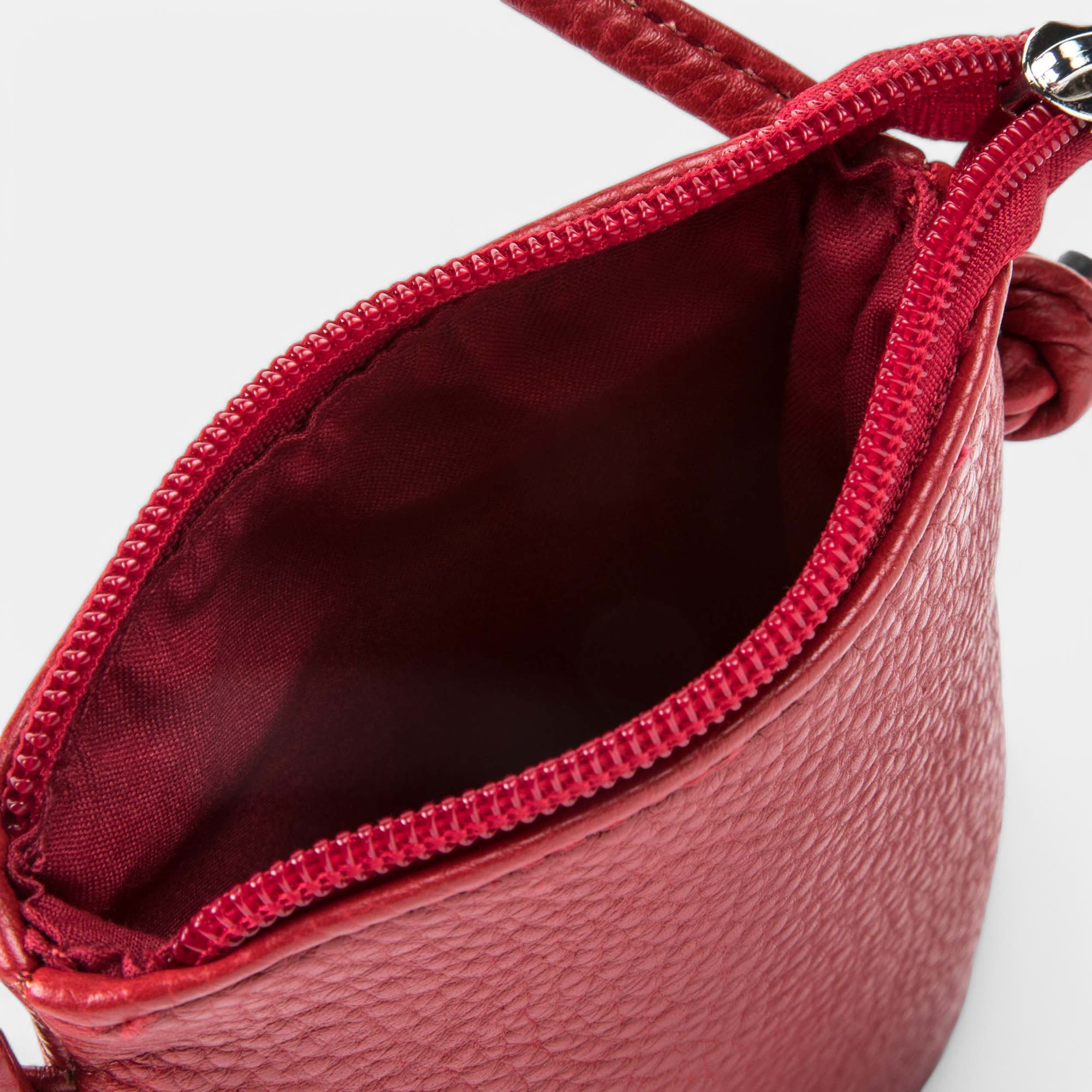 Pochette pour téléphone rouge