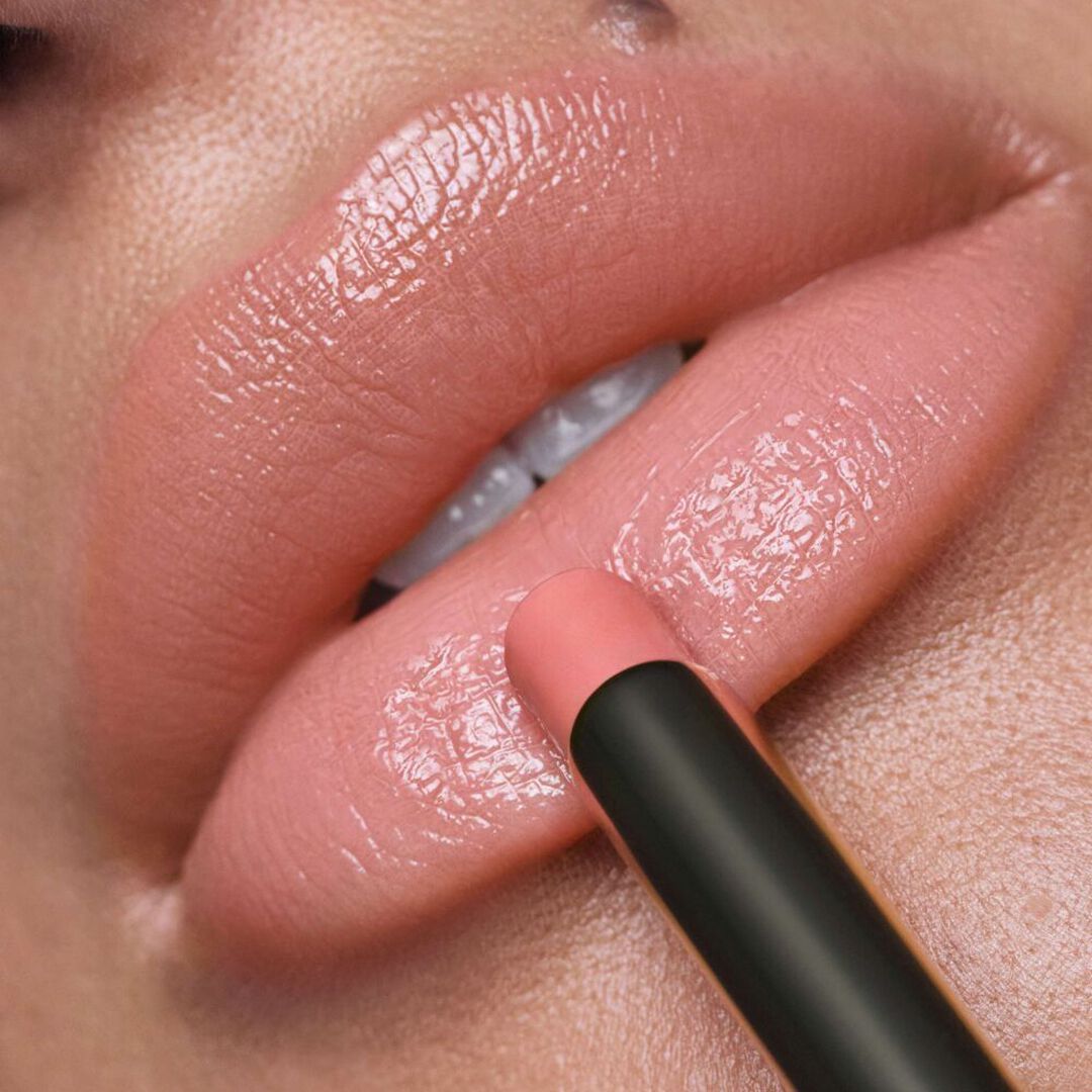 FASHION COLORS SS26 - WHISPERS OF THE SILK ROAD Lip Shine Stylo