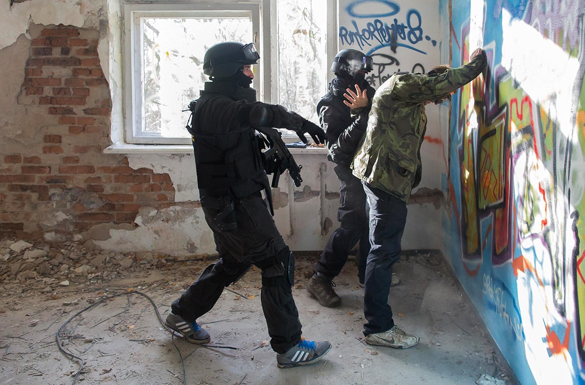 SWAT Training Prag