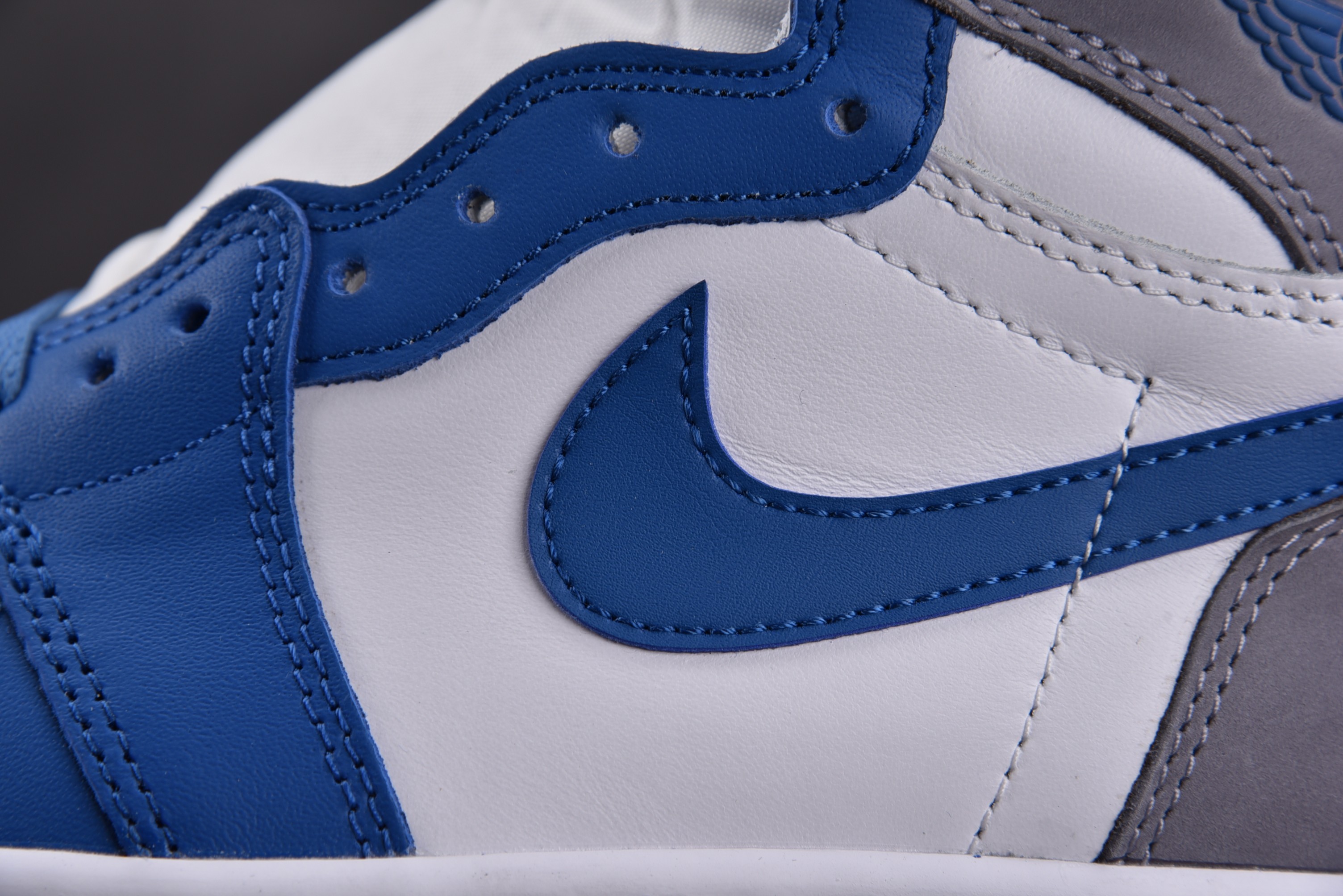 Jordan 1 Retro High OG True Blue