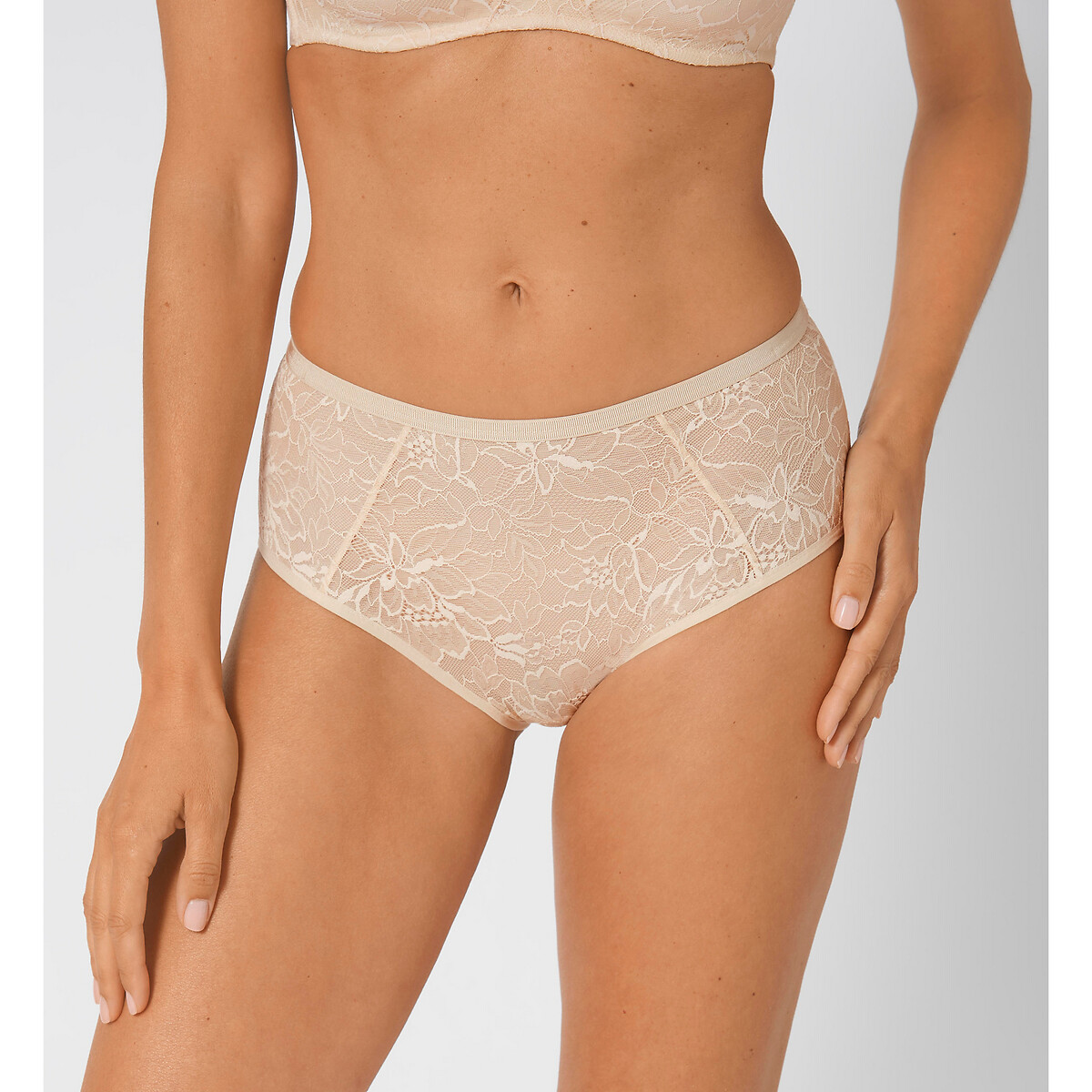TRIUNFO<br>Vestido longo Amourette Charm