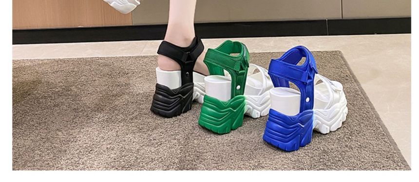 Sleeko - Platform Wedge Two Tone Sandalen