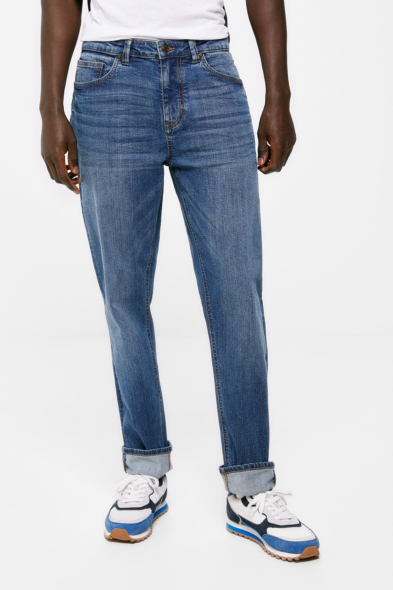 Calça jeans slim, lavagem média clara - azul médio