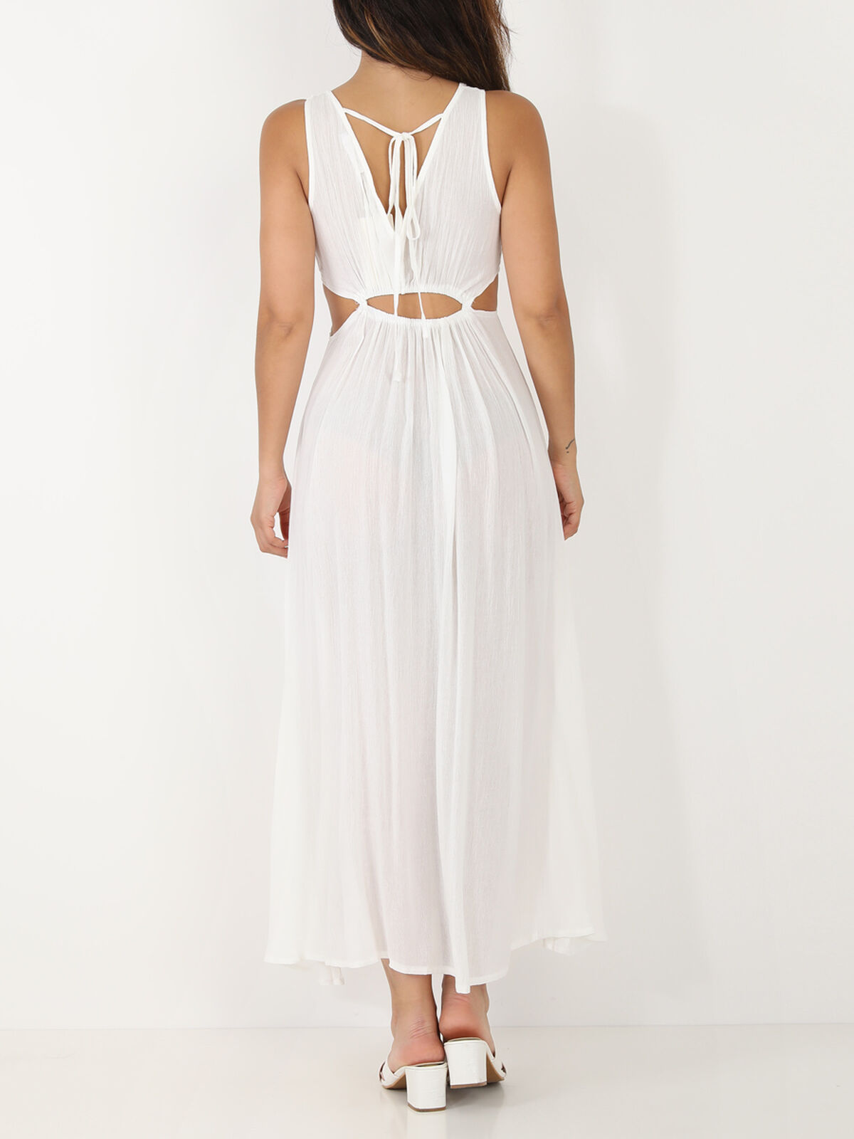 Robe longue à découpes et fentes- Blanc