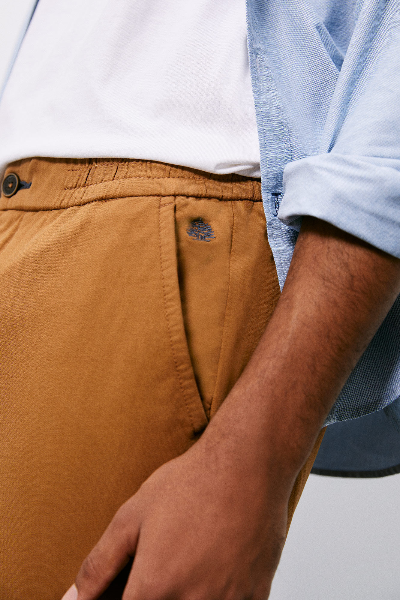 Comfort knit chino - tostado
