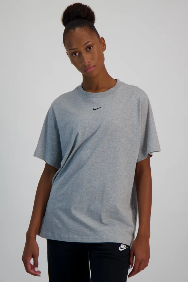 Nike Sportswear Essential Oversized Damen T-Shirt