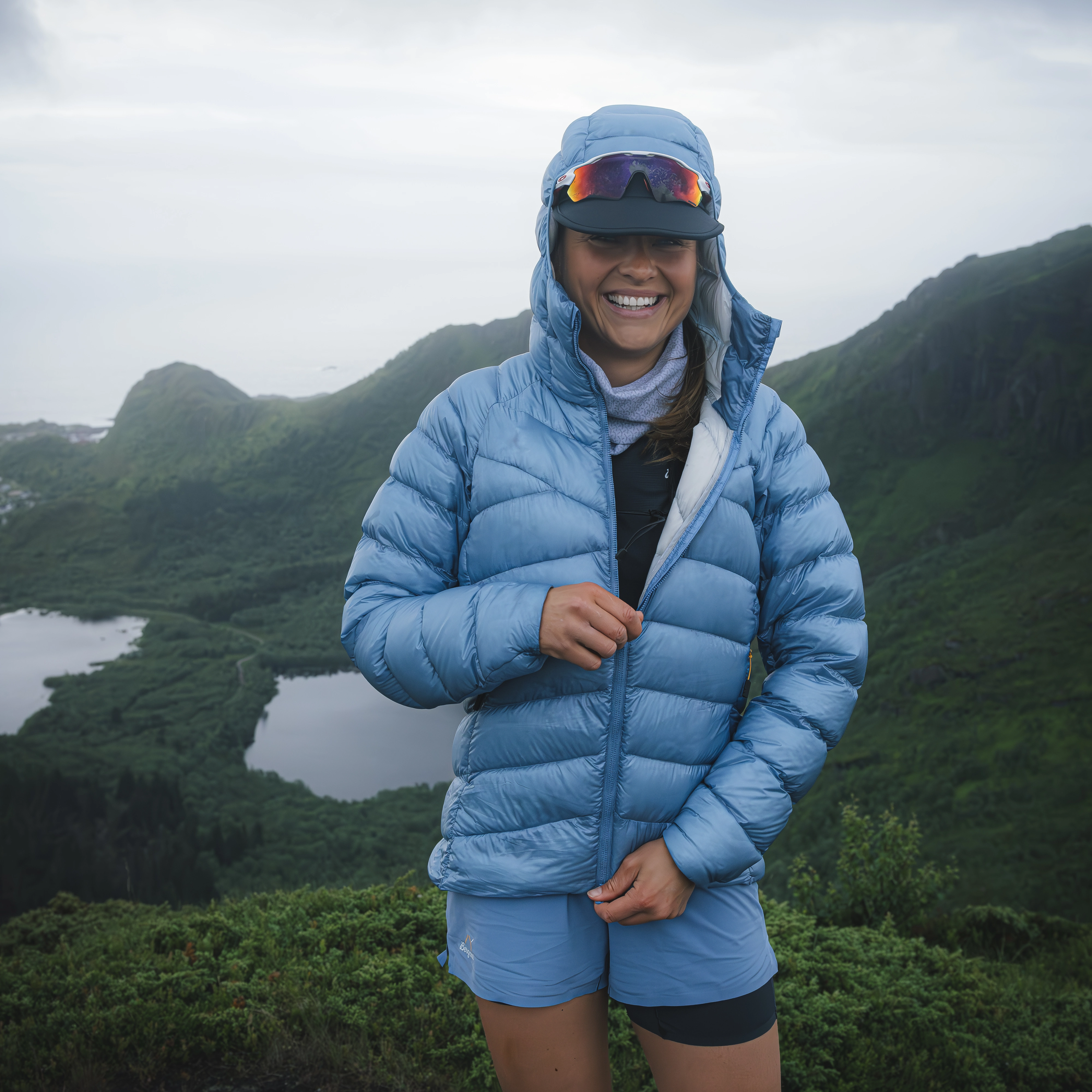 Y LightLine Weightless Down Jacket Hood Women Elemental Blue