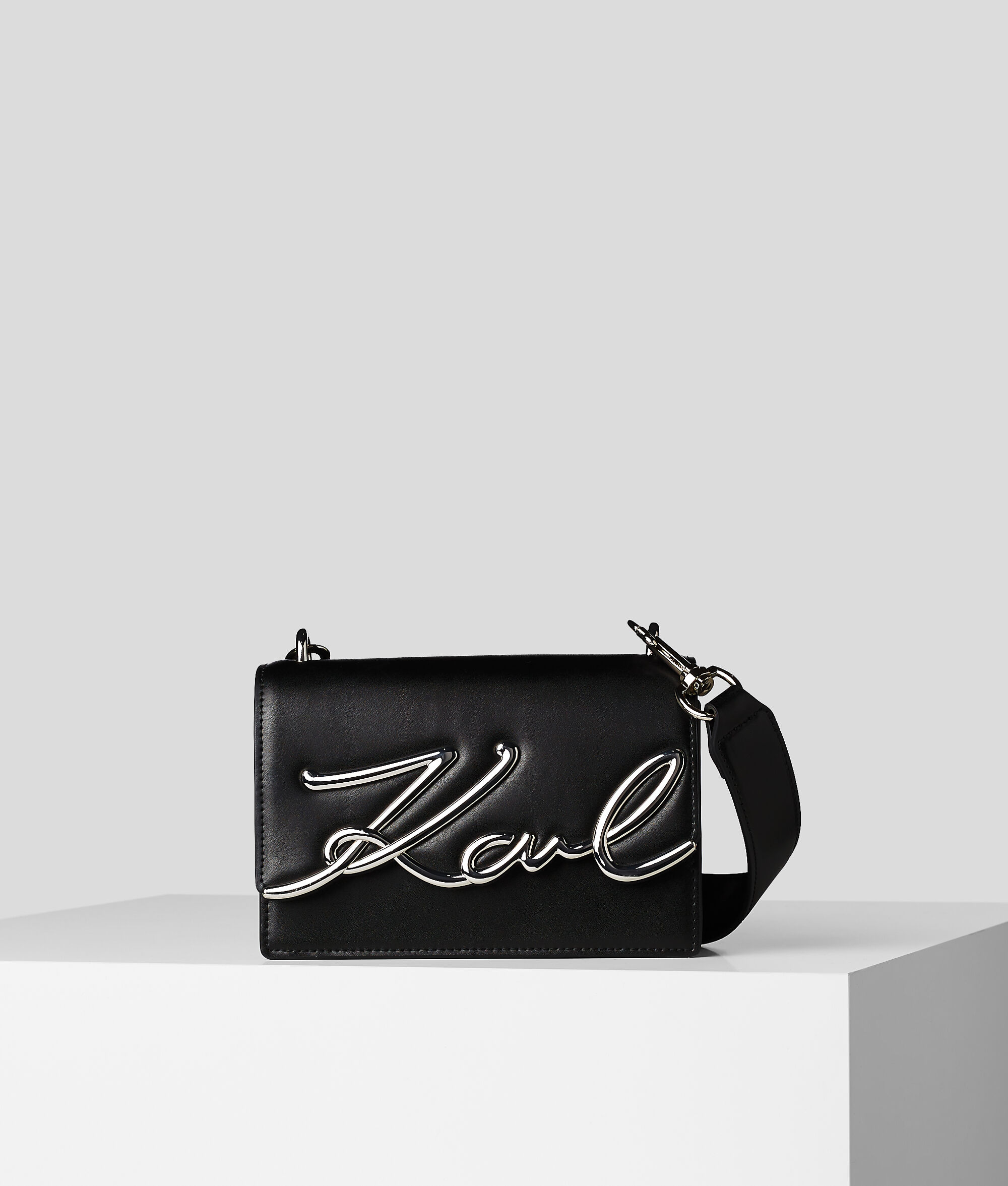 PETIT SAC PORTÉ ÉPAULE K/SIGNATURE 