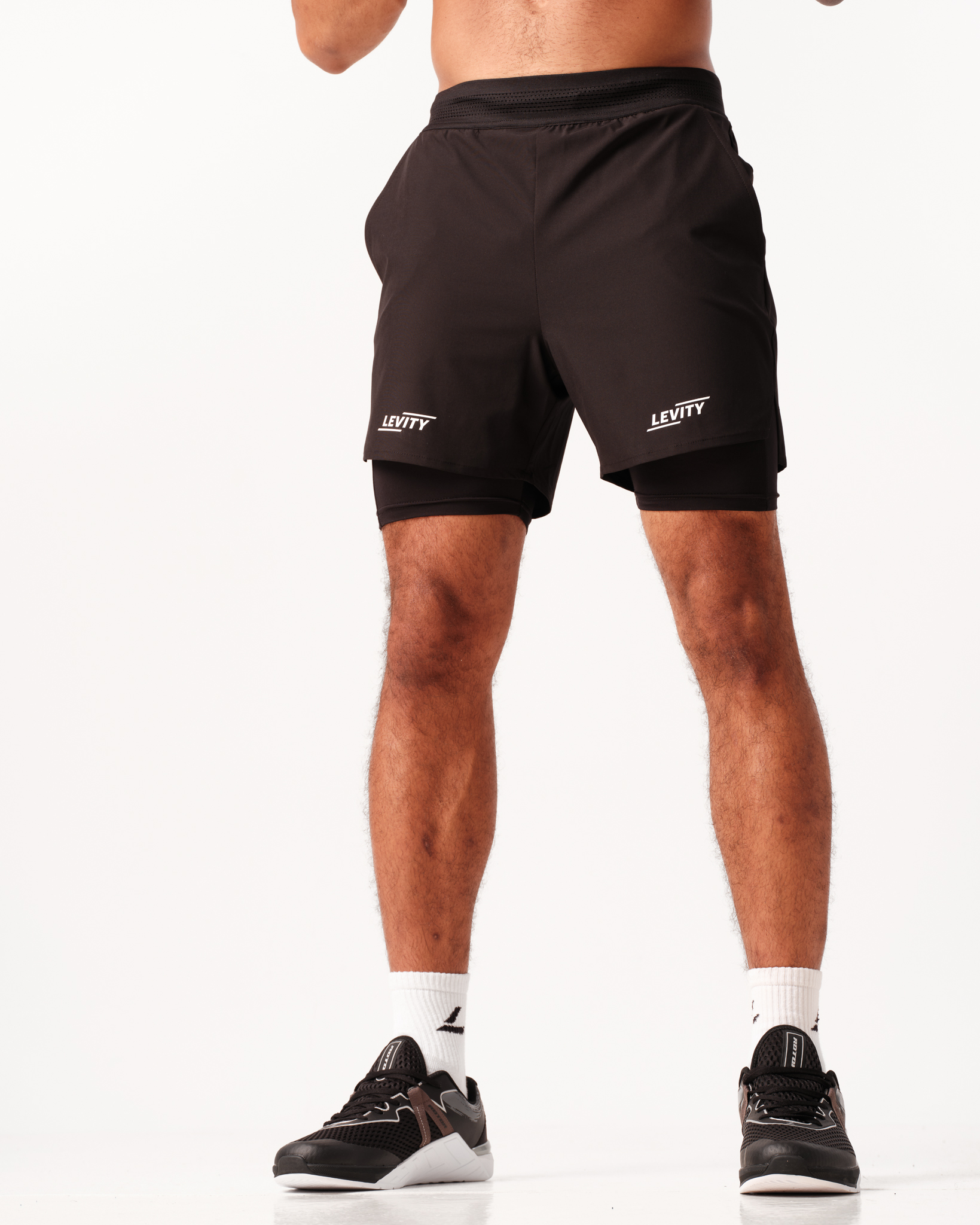 LEVITY Hybrid 2-1 Pocket Shorts M Black