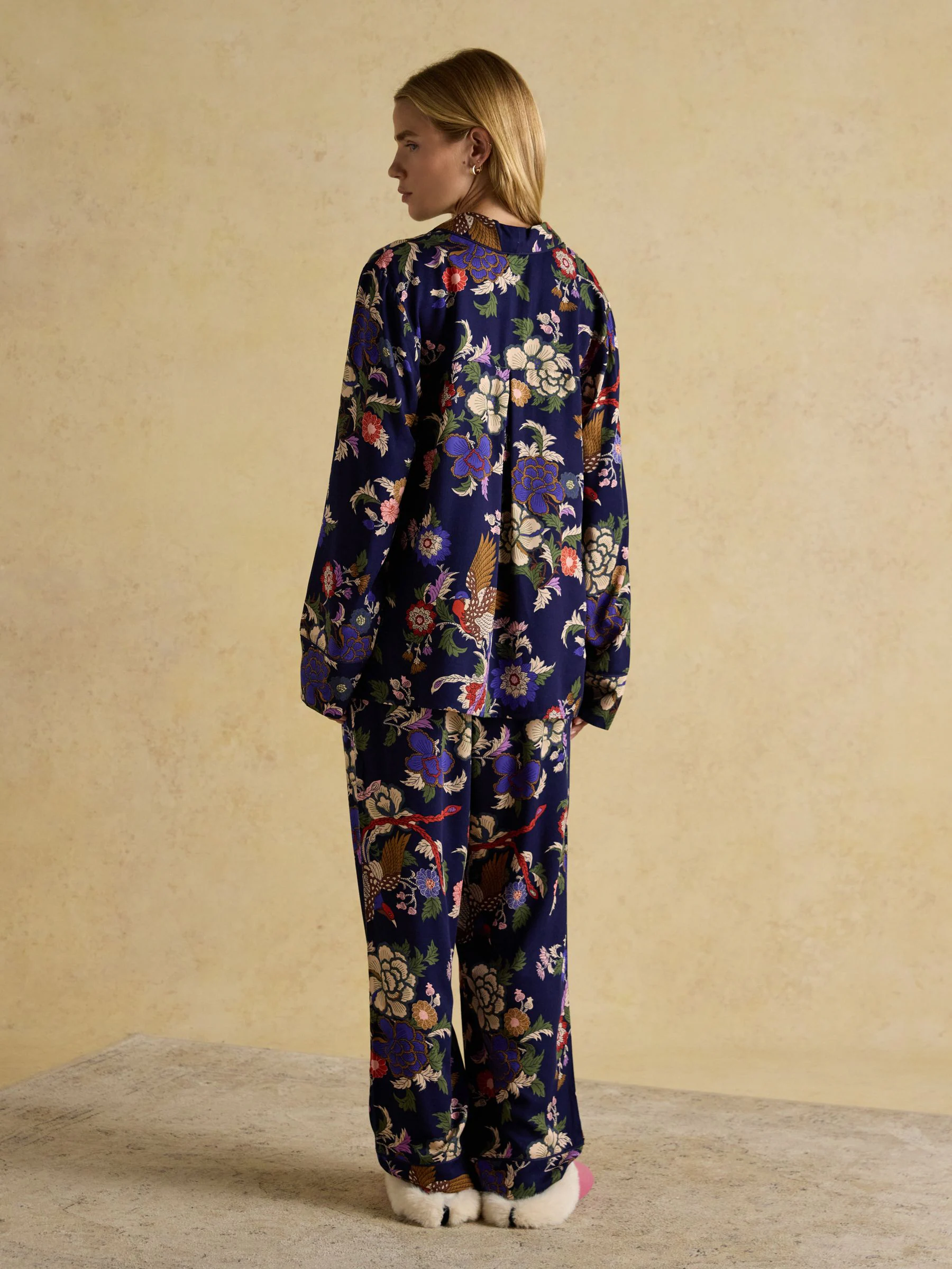 Navy Hidcote Floral - Joules Alma Woven Pyjama Set