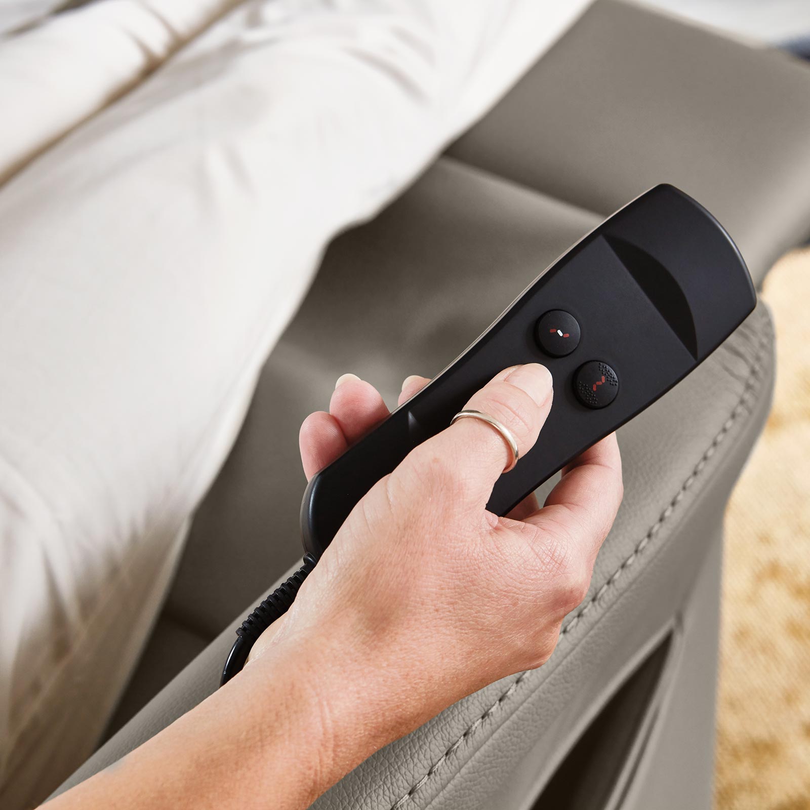 Relaxsessel - grau - Echtleder - 2 Elektromotoren - mit Aufstehhilfe