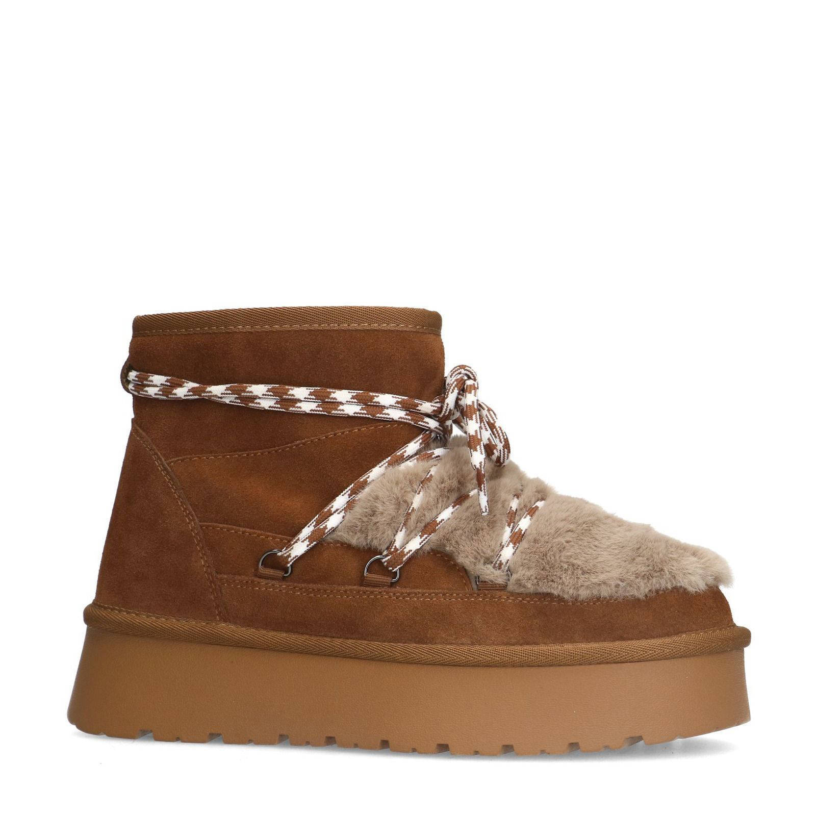 Sacha gevoerde suède enkelboots cognac