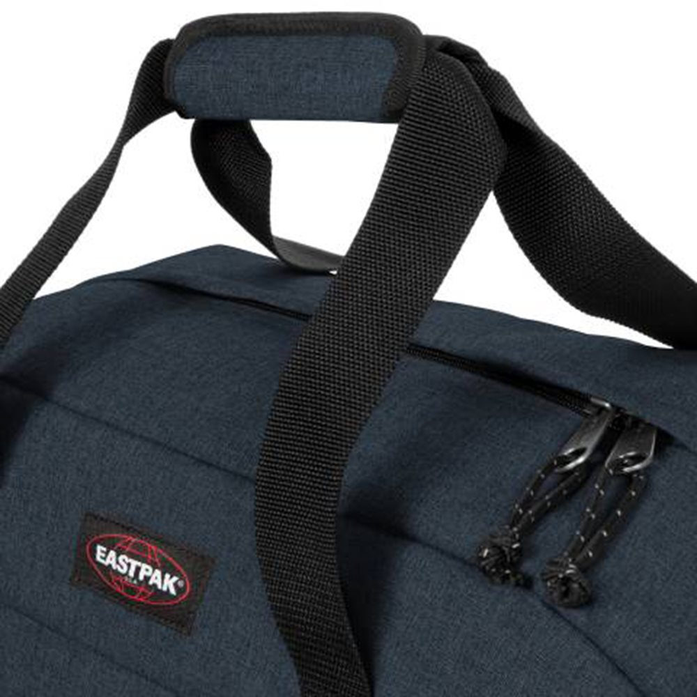 Eastpak Stand Weekendtas + triple denim