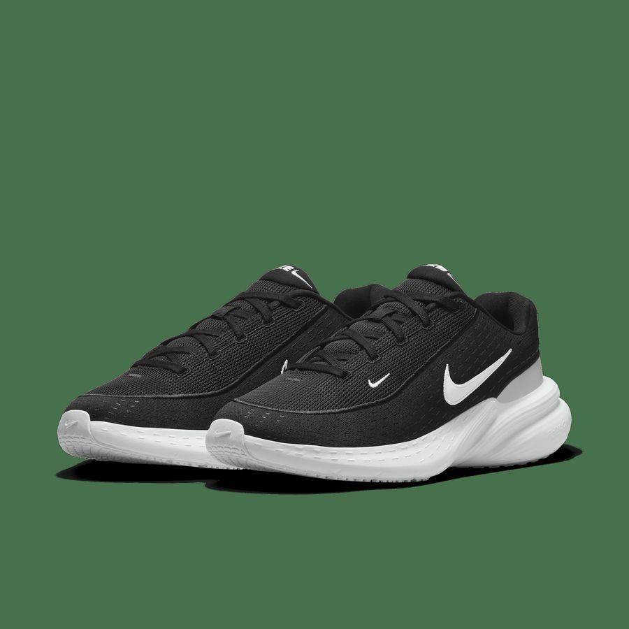 Nike Uplift SC