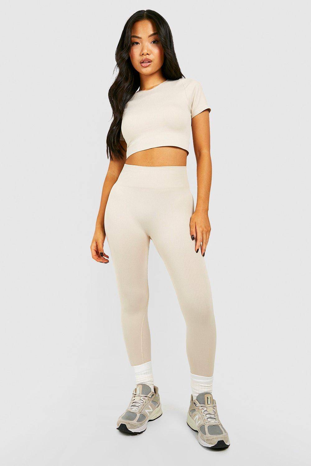 boohoo Leggings Petite à côtes sans couture