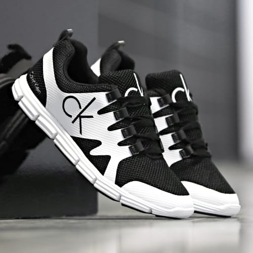Baskets Runner Sneaker Lace Up 0086 Black Bright White