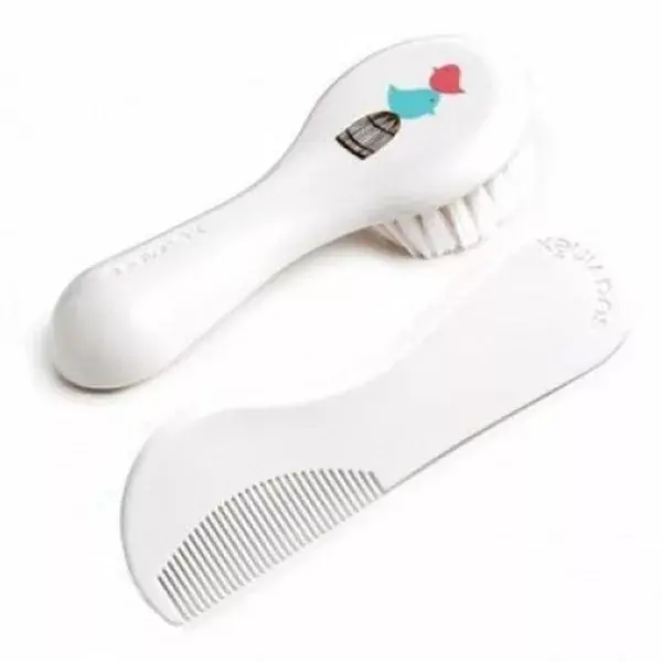 Conjunto de cuidados Suavinex: escova e pente brancos