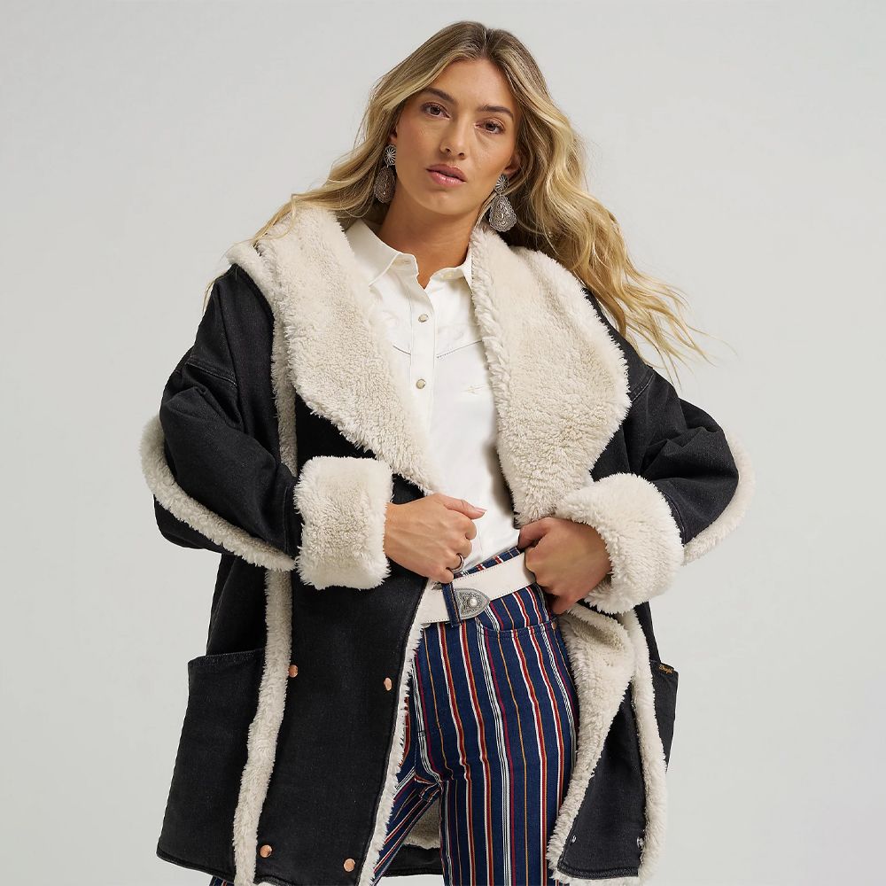 Wrangler x Lainey Wilson Lainey Coat Washed Black