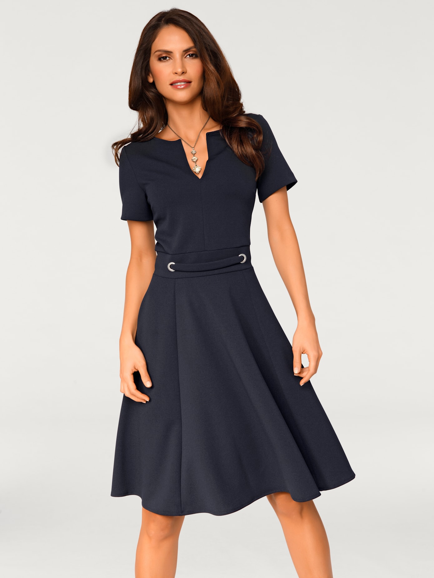Robe princesse œillets décoratifs à la taille