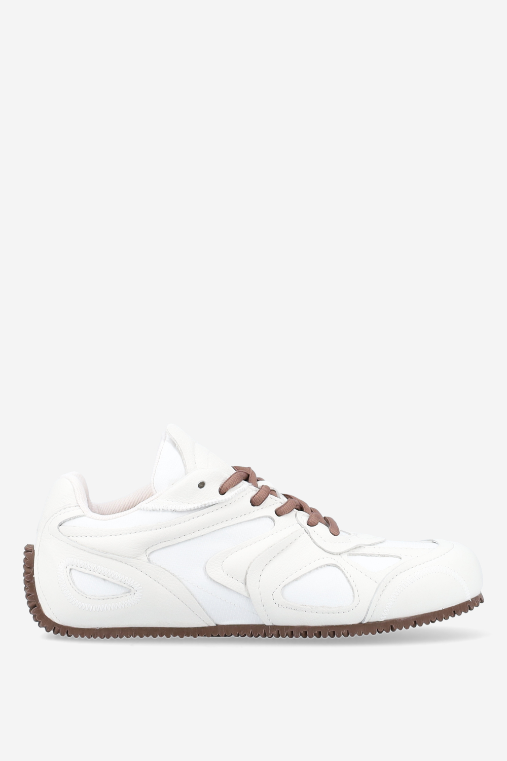 Clay leather sneaker
