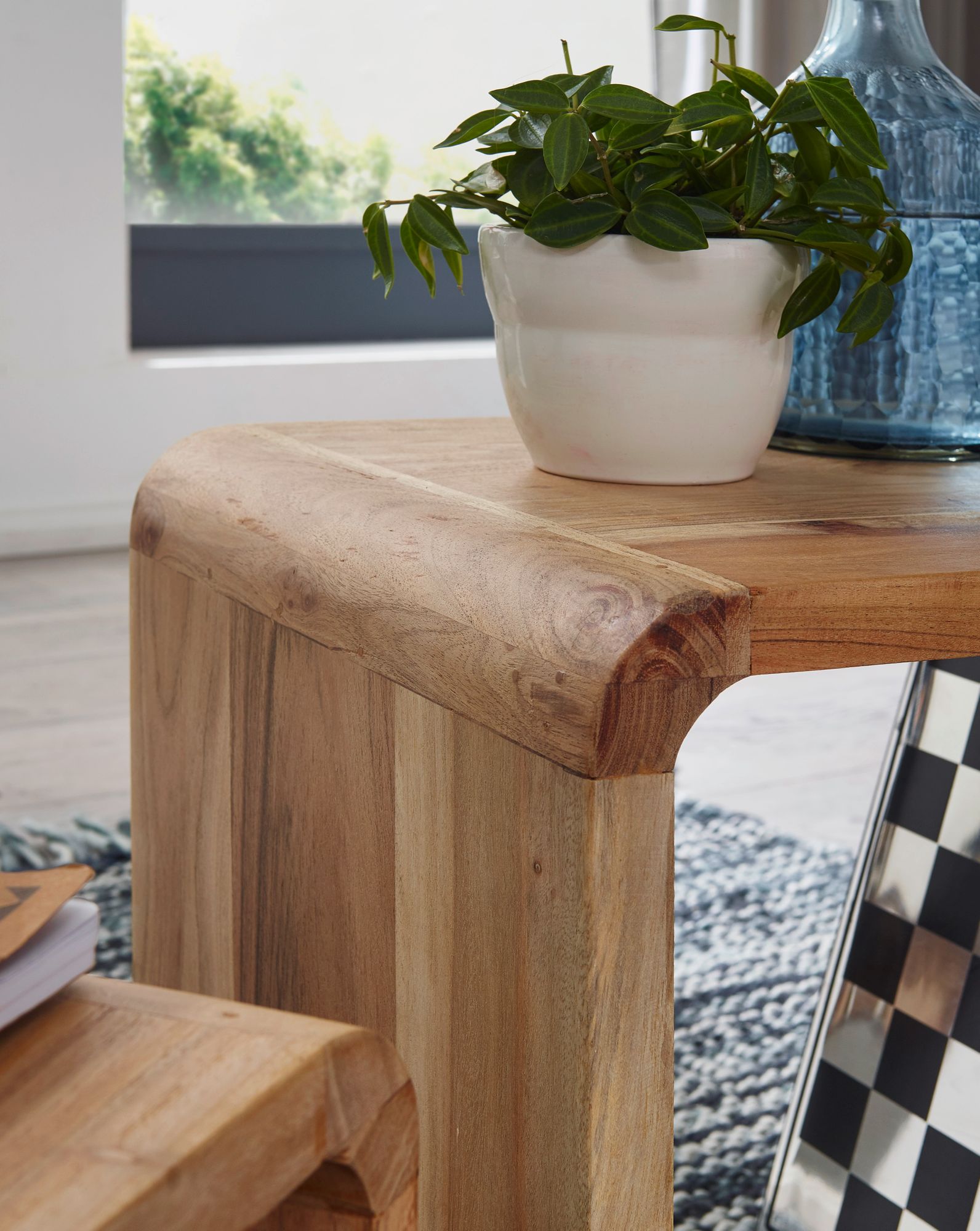 KADIMA DESIGN Moderne Akazie Satztische 2er Set, Massivholz - Vielseitig & Handgefertigt