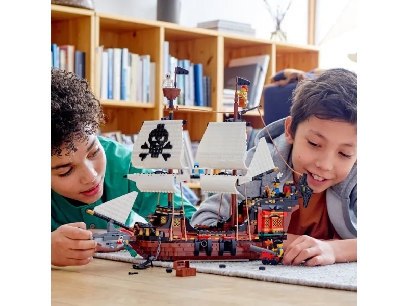 LEGO Creator 3-in-1 31109 Piratskib